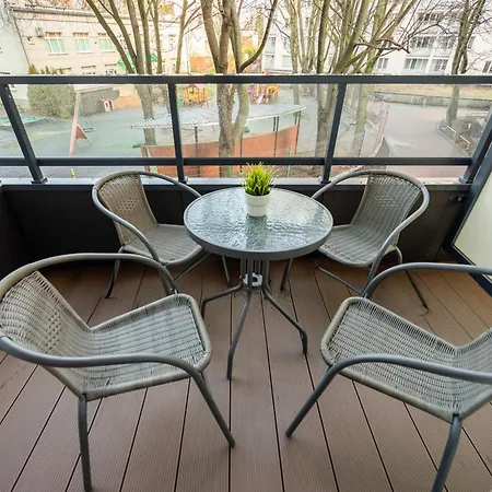 Srodmiescie Warsaw Muranow Apartments With Parking By Noclegi Renters Exterior foto